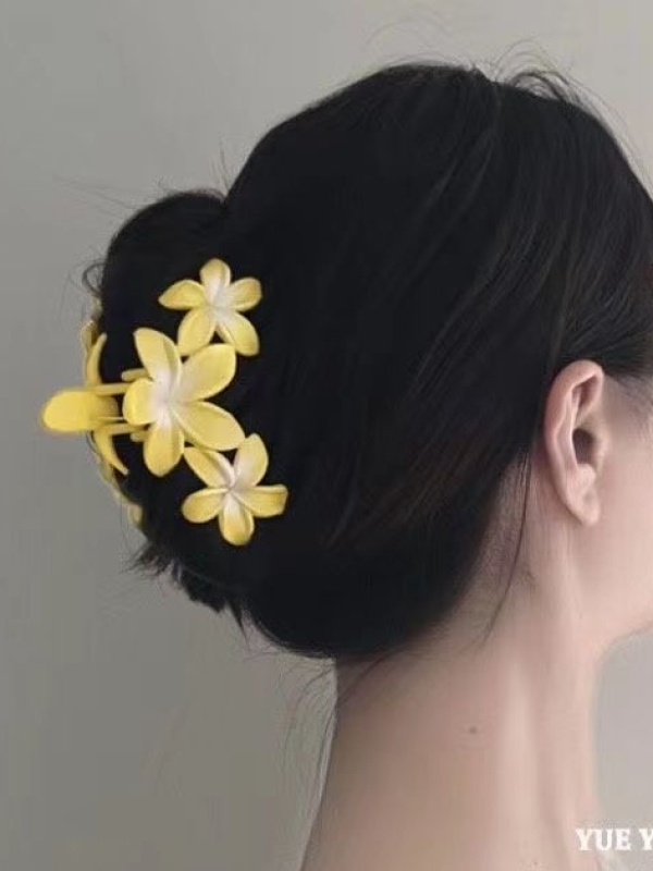 紫色のプルメリア フェミニンスタイル ヘアクリップ サメクリップ ヘアアクセサリー